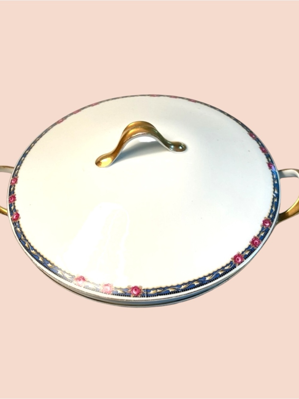 VINTAGE Covered Vegetable Dish with Gold Handles Navy Blue band of flowers - Picture 15 of 16